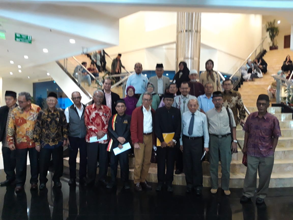 Wacana Daerah Istimewa Minangkabau Masih Pro Kontra | Jurnal Sumbar